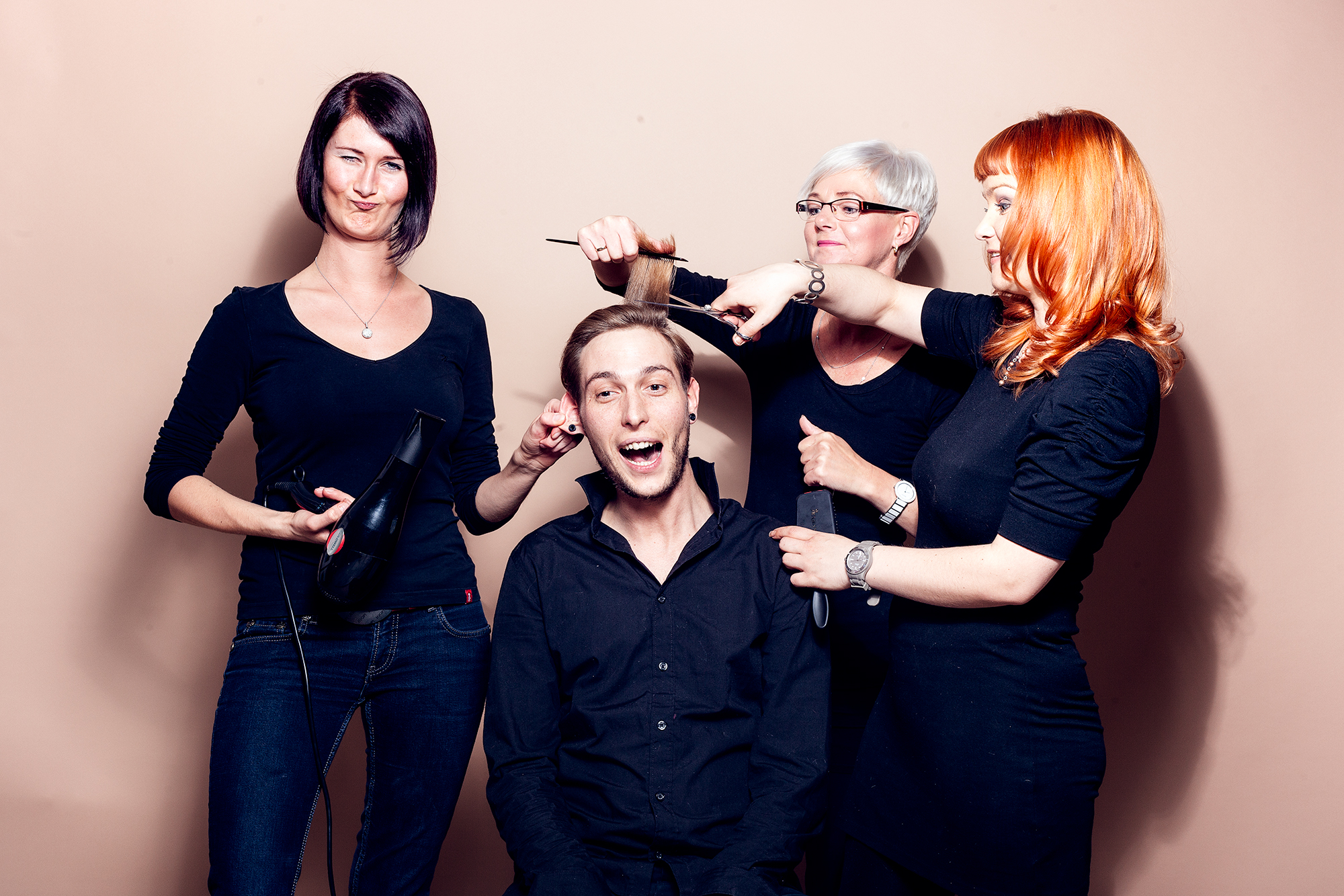 Ella Ju Friseursalon